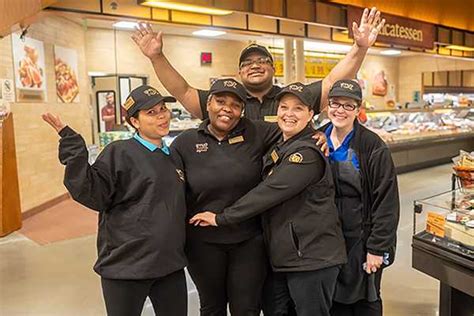 It Starts With an Idea – Manufacturing Wegmans Brand Soups, Sauces, and Marinades More than 100 employees work in the Wegmans Culinary Innovation Center (CIC) in Rochester, New York, making many of your …